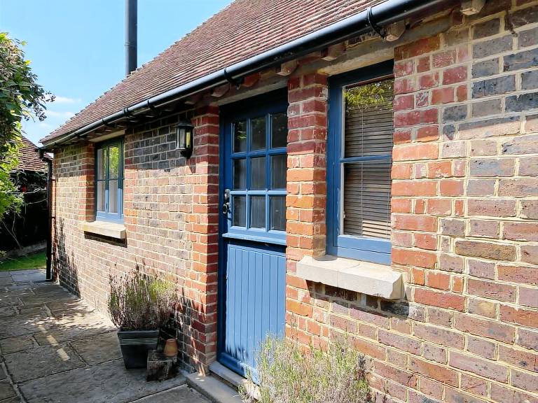 Cottage Hunton