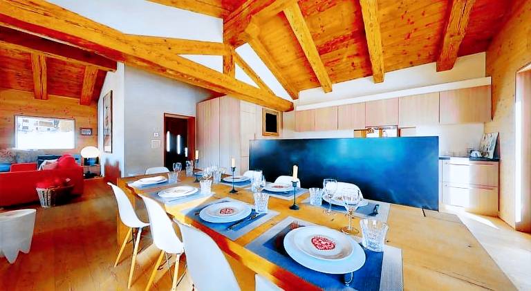 Chalet with pool, jacuzzi & sauna | Next to the ski | Pets are welcome — photo 5