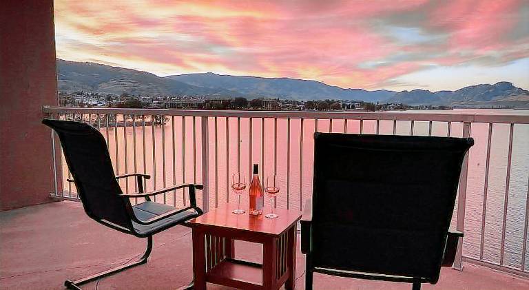 Coast Osoyoos Beach Hotel — photo 2