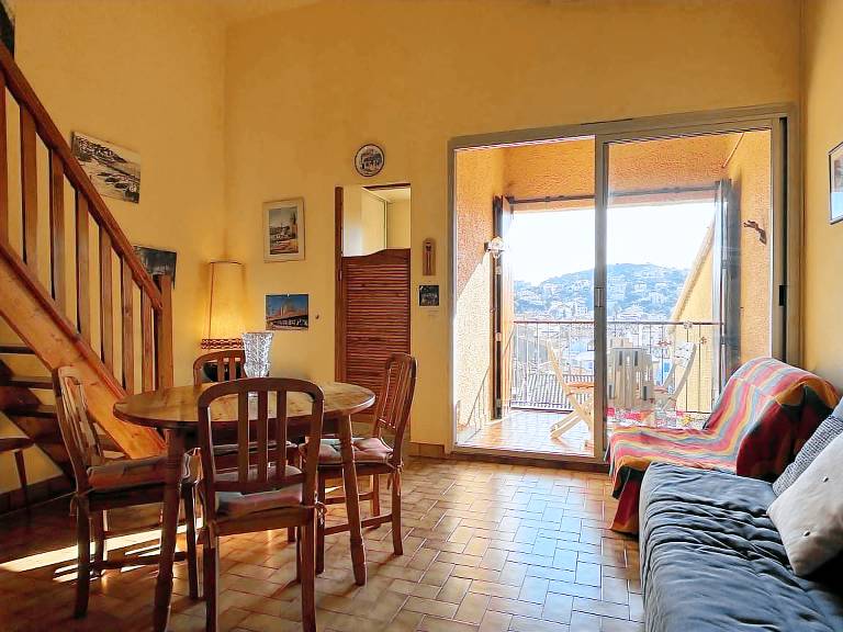 Apartment with 1 room for 5 persons — photo 3