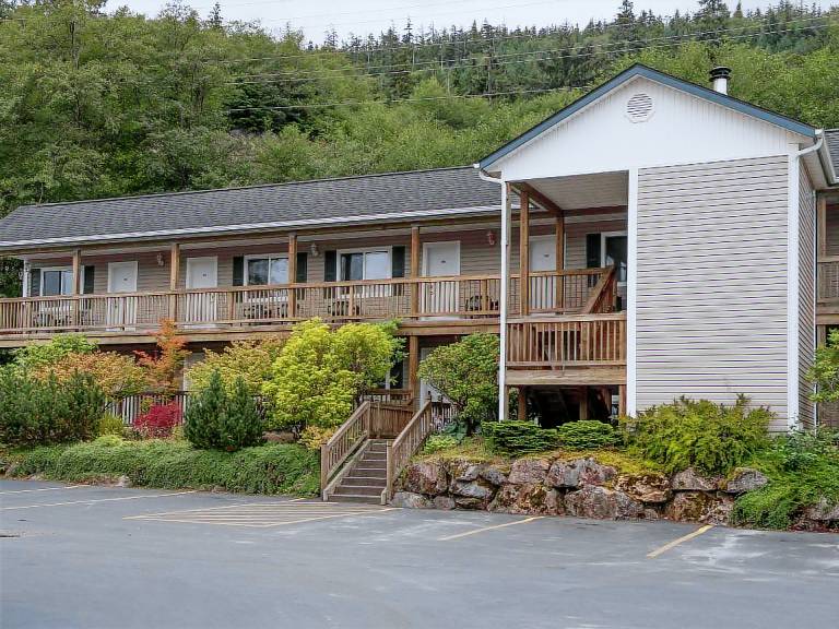 The Ketch Inn — photo 4