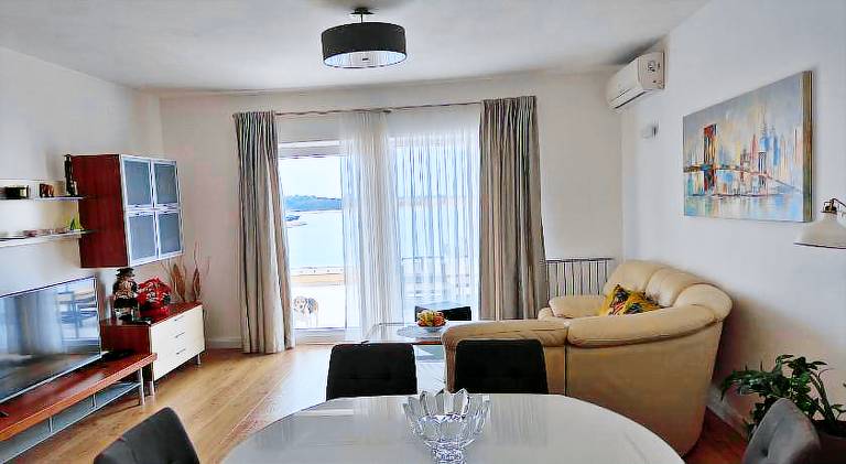 Lovely holiday apartment with hot tub | Pets allowed — photo 3