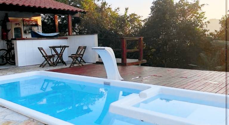 Apartment with pool in Paraty