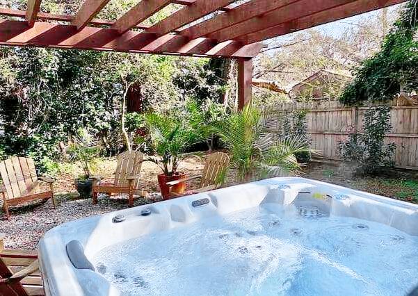 Vacation home | Beach nearby | Pets are welcome — photo 4
