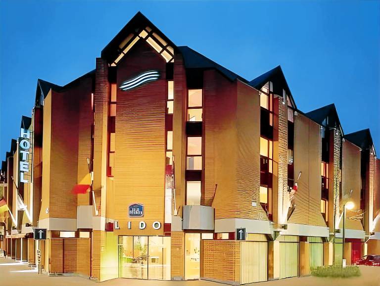 B&B HOTEL Mons Centre in Mons