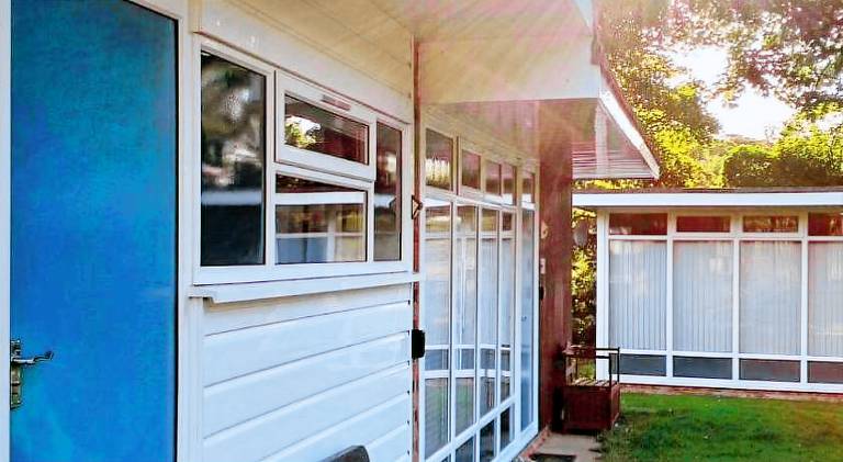 Chalet with pool in Cromer