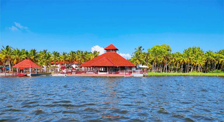 Estuary Sarovar Premiere Poovar Island