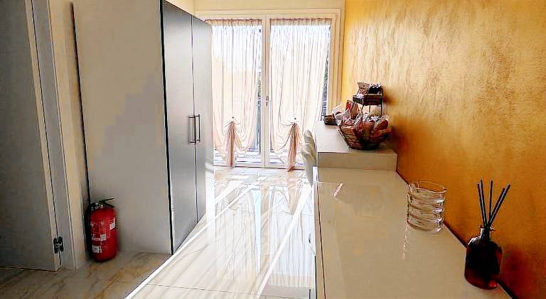 Aurora Rooms and Suite — photo 5
