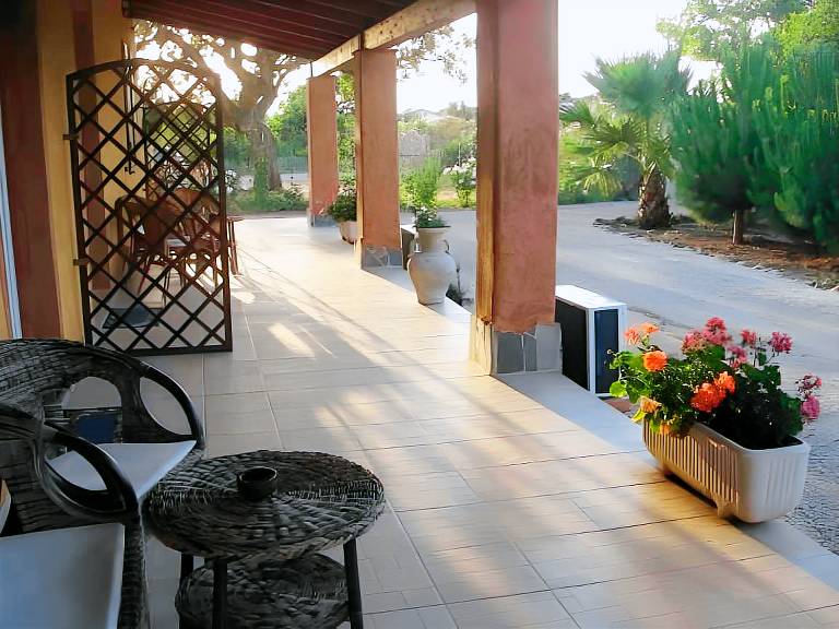Vacation home with garden & BBQ — photo 3