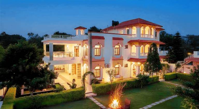 Villa with yard, private pool & barbecue — photo 5