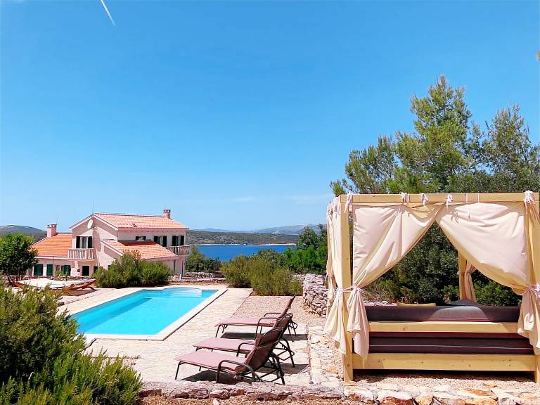 Villa with private pool, yard & grill | Sea view in Hvar