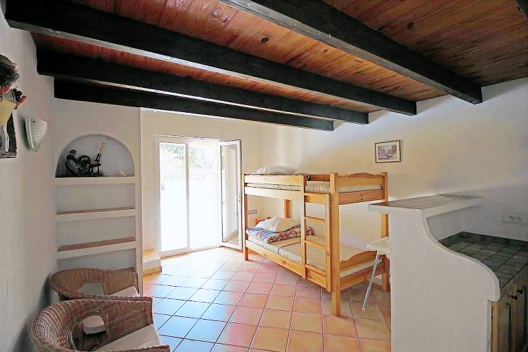 Fully equipped ample villa with terrace, garden & barbecue | Nature view | Pets allowed — photo 5