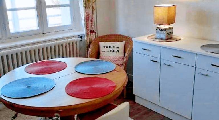 Wonderful holiday apartment with patio & yard | Pet-friendly — photo 5