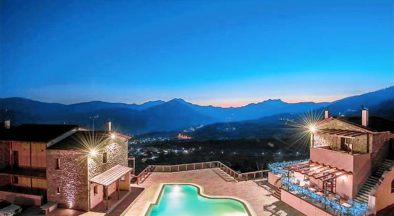 Villa with pool & patio — photo 2