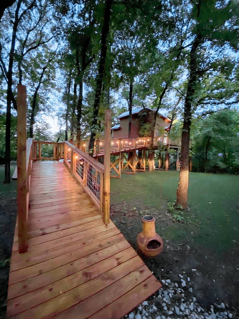 Cabin Lacy Lakeview