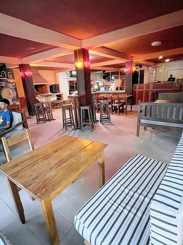 Hotel - Appartement meuble " LES FLOTS BLEU " — photo 4