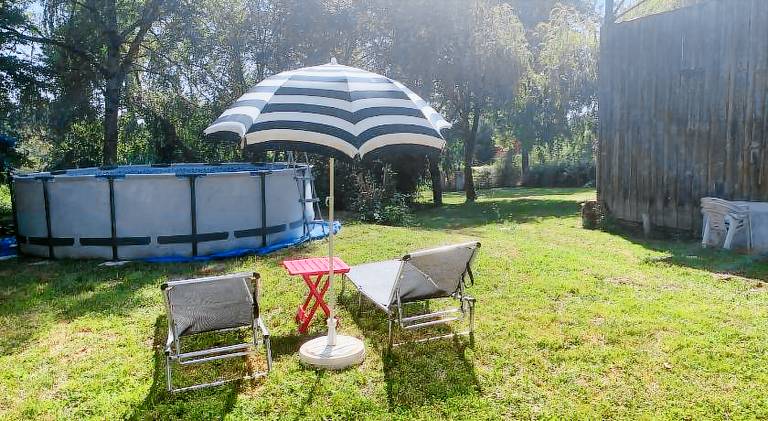Vacation home with pool — photo 4
