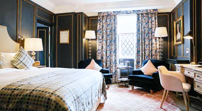 The White Hart Hotel — photo 2