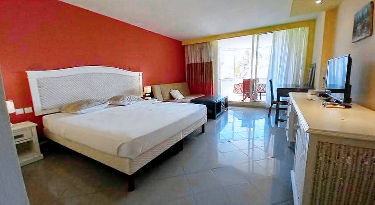Holiday apartment with garden & patio | Perfect for remote work in Le Gosier