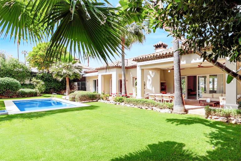 Villa  Puerto Banús