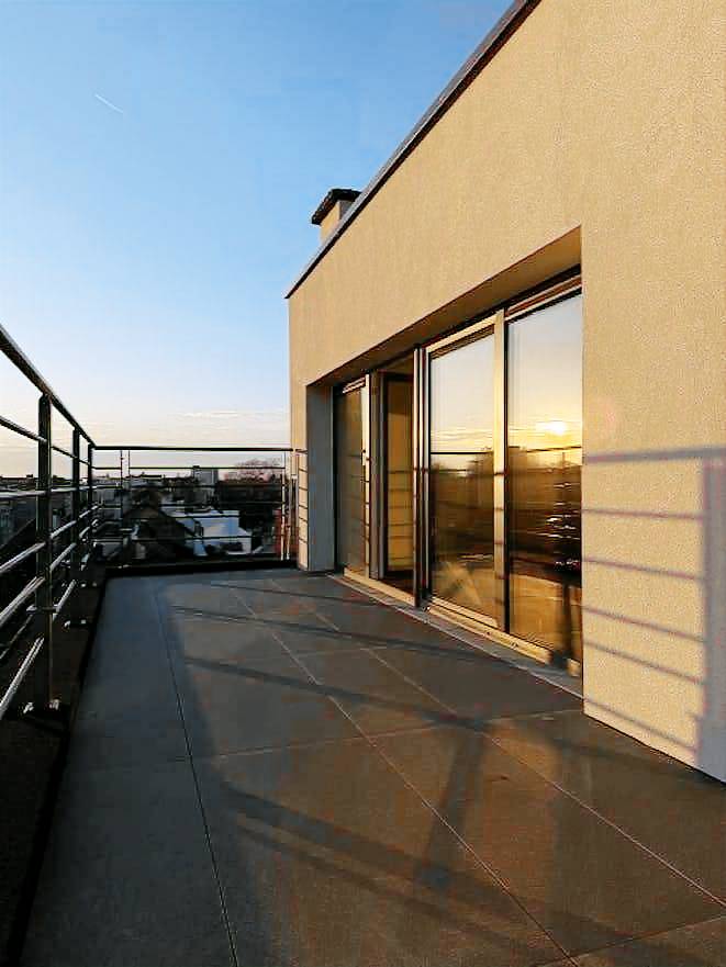 Rental apartment with patio — photo 2
