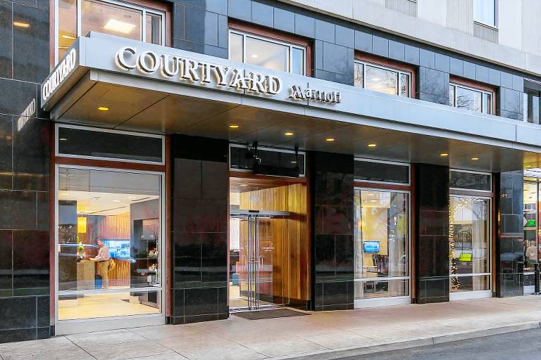 Courtyard by Marriott Portland City Center in Portland, OR