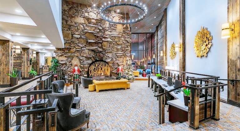 Crowne Plaza Resort Asheville By IHG — photo 2