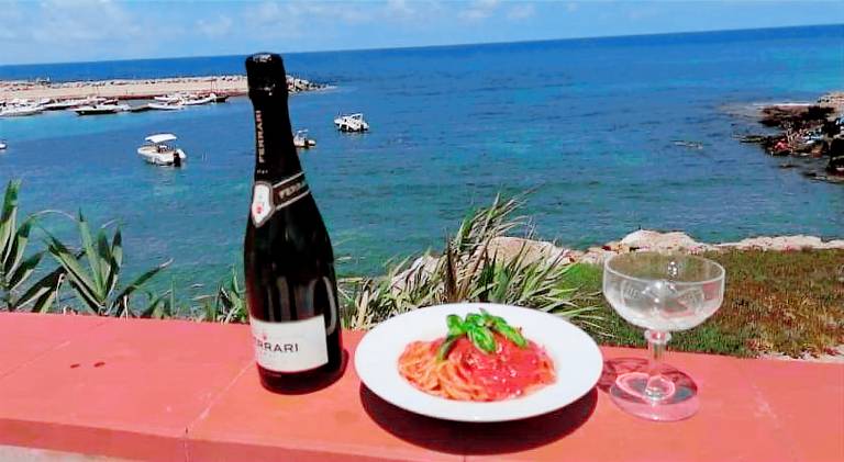 LA TERRAZZA SUL MARE monolocale con terrazza vicino aereoporto&mare SICILIAN VINTAGE STYLE BEACH HOU — photo 4