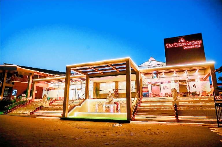 Resort  Avakali