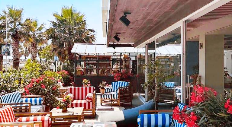 MARITTIMO Riccione - Hotel Clipper FRONTE MARE in Riccione