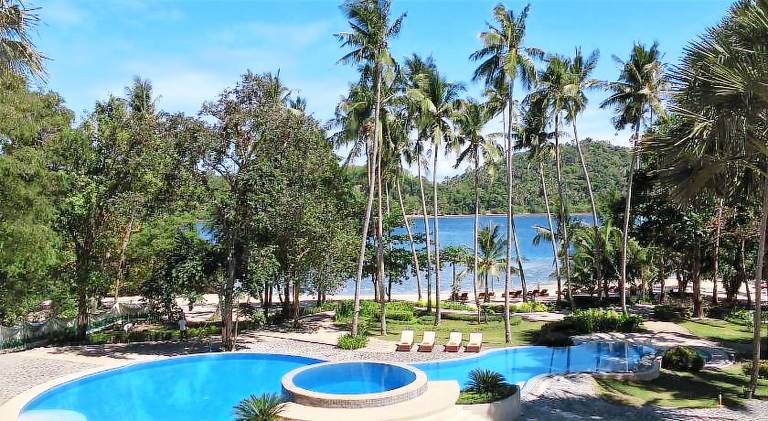 Fridays Puerto Galera — photo 4