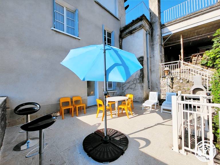 Gite with terrace, yard & barbecue | Dogs allowed — photo 5
