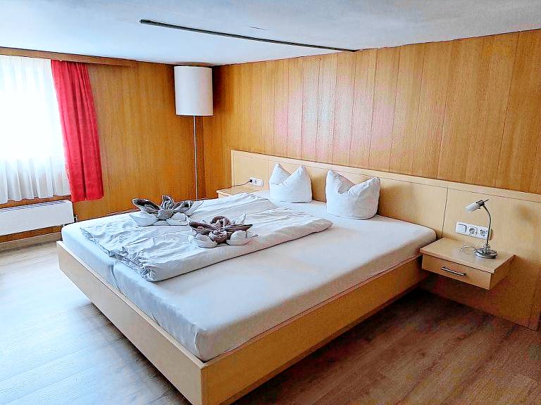 Ferienhaus in Rehmen für max. 9 Gäste