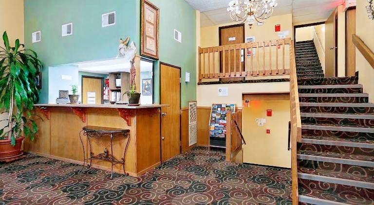 Super 8 By Wyndham Russellville — photo 2