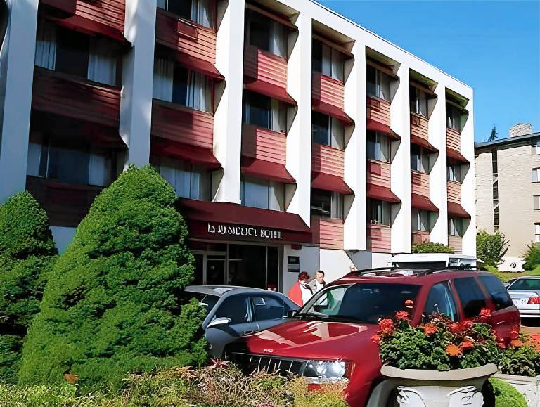 La Residence Suite Hotel in Bellevue, WA