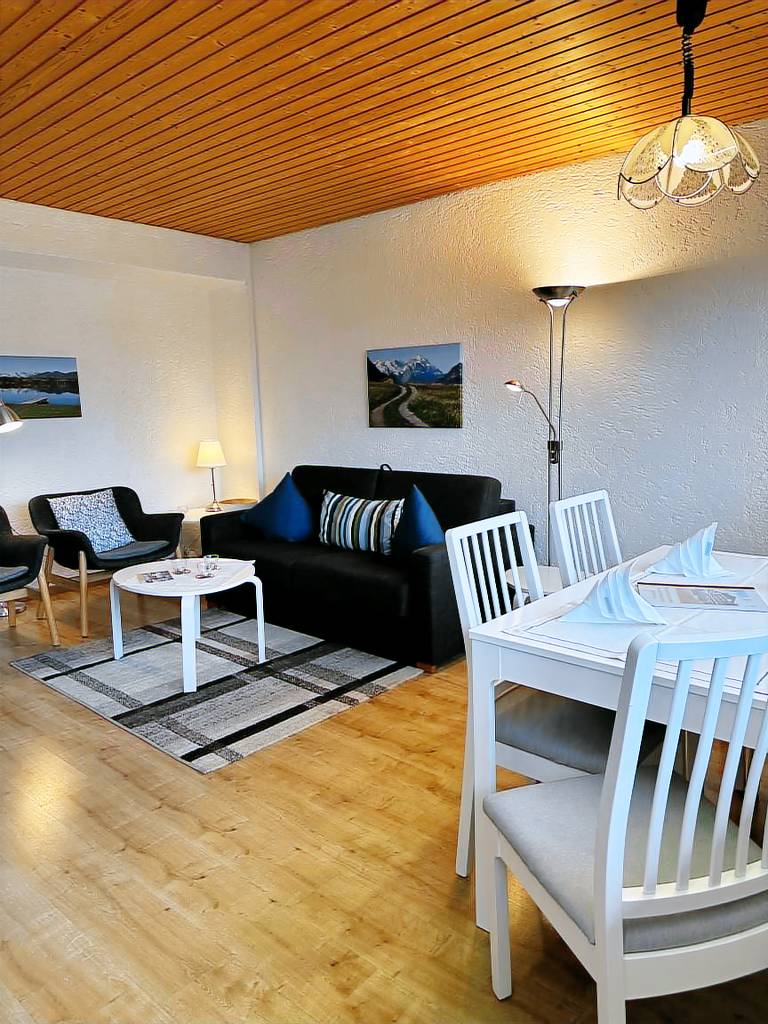 Child-friendly beautiful rental apartment with sauna, terrace & pool | Dogs allowed in See