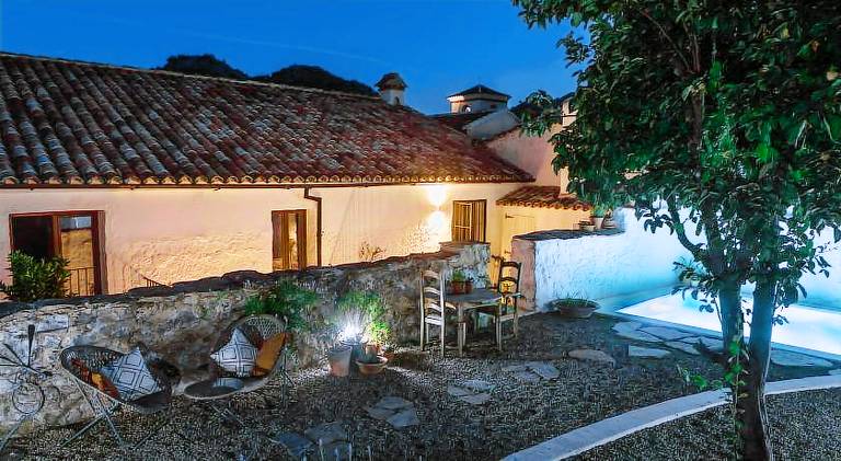 Bed & Breakfast Villaluenga del Rosario
