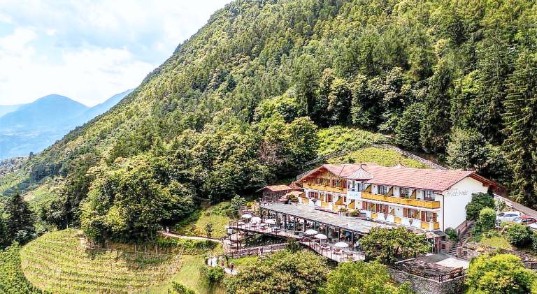 Hotel Restaurant Waldea in Marlengo