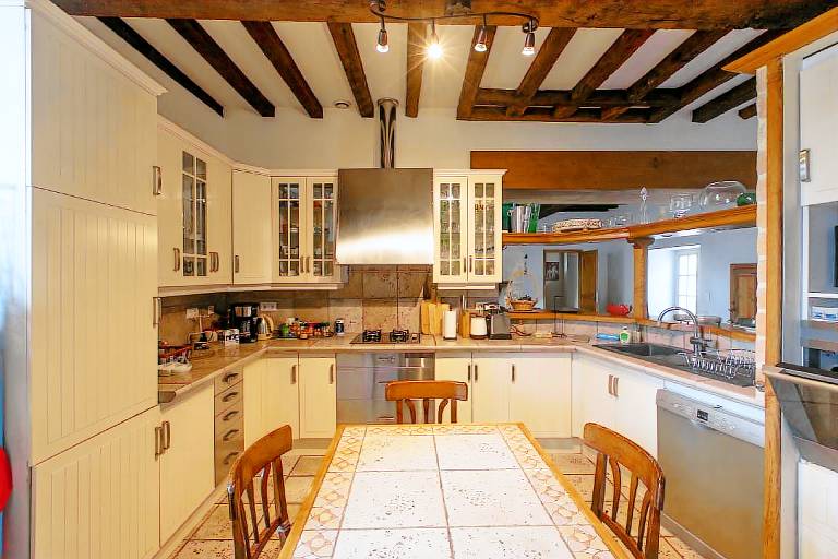 House with private pool & terrace — photo 4