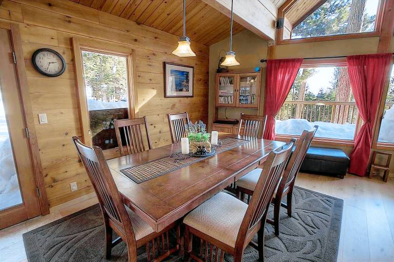 Child-friendly lovely house with patio | Pets are welcome — photo 5