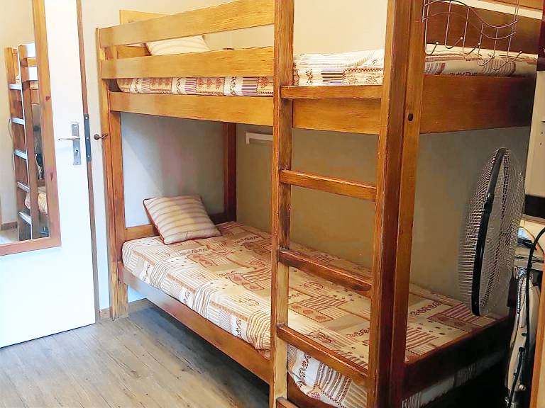 Studio with 1 room for 4 persons — photo 4