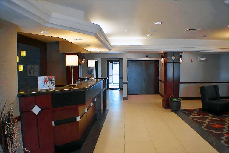 Country Inn & Suites by Radisson, Garden City, KS — photo 4