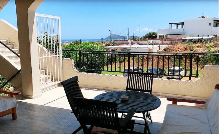 Lovely holiday apartment with terrace, pool & yard | Next to the beach | Pet-friendly — photo 5