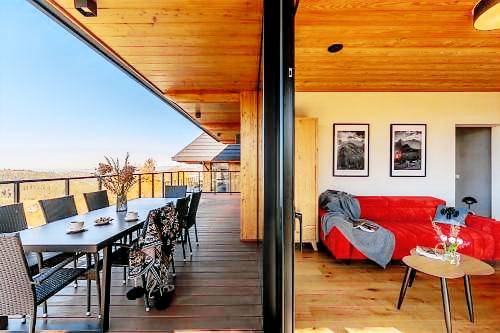 Apartment with terrace, yard & jacuzzi — photo 3