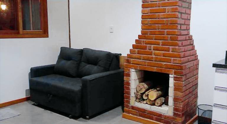 Chalet with garden — photo 2