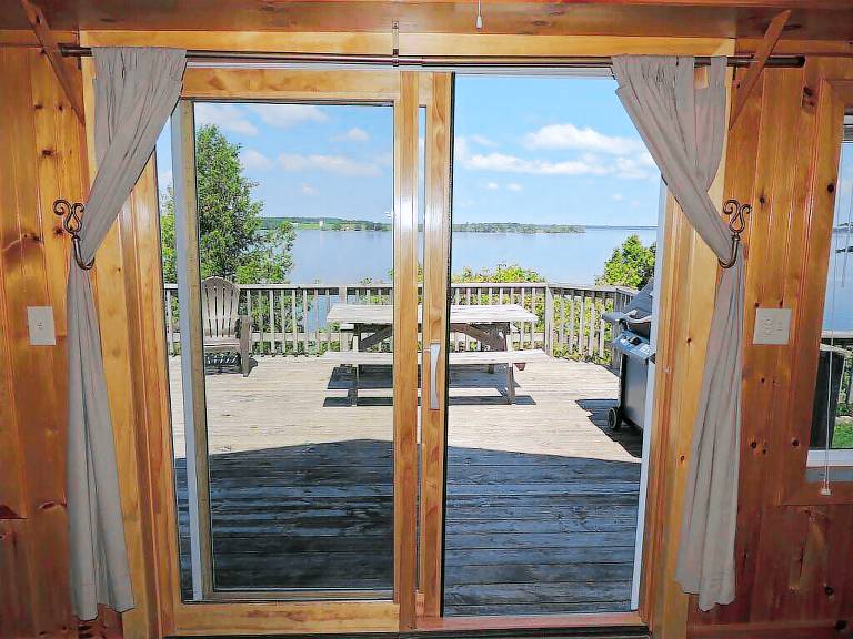 Cabin Cape Vincent