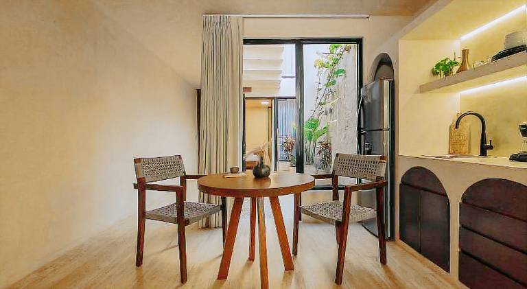 Holiday apartment with pool — photo 2