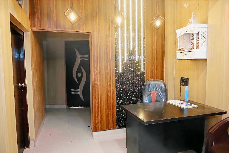 Goroomgo Narayan Niwas Homestay Near Ram Mandir Ayodhya — photo 3