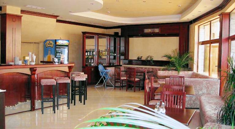 Serviced apartment with pool & yard | Next to the beach | Dogs allowed — photo 5