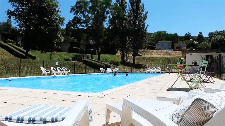 Appartement  Vic-le-Comte